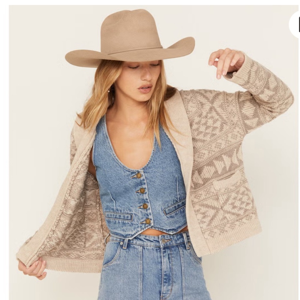 NWT STETSON WOMEN'S SOUTHWESTERN STRIPE KNIT CROPPED CARDIGAN